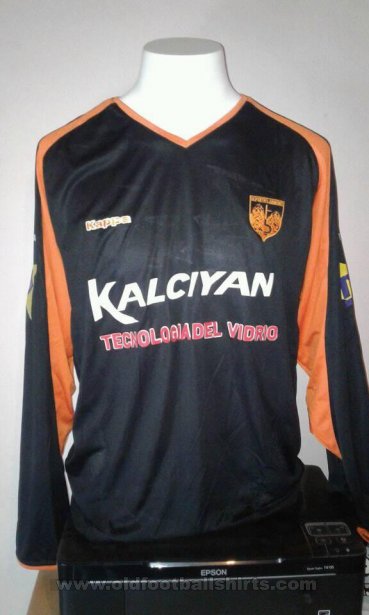 Deportivo Armenio Home football shirt 2008
