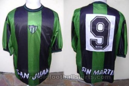 San Martín de San Juan Home football shirt 1975