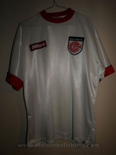 Belarus Home football shirt 1998 - 2000