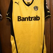 Third football shirt 2013 - 2014