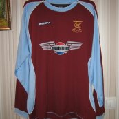 Home football shirt (unknown year)