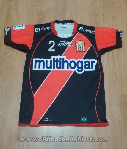 Curicó Unido Away football shirt 2012