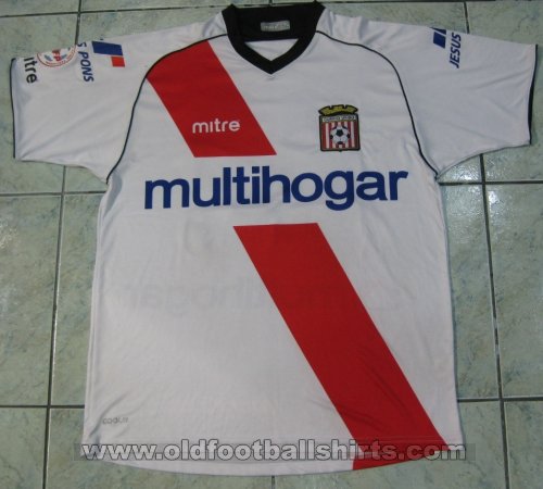 Curicó Unido Home football shirt 2009
