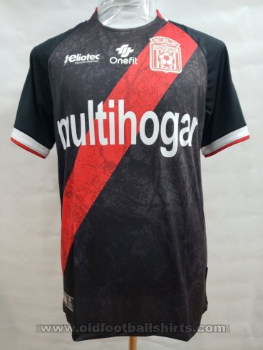 Curicó Unido Third football shirt 2019