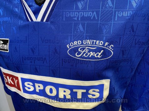 Redbridge FC Home football shirt 1998 - 2002