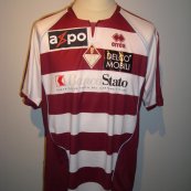 Home football shirt 2009 - 2010