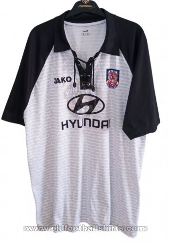 FSV Frankfurt Home football shirt (unknown year)