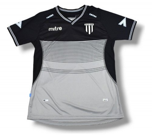 Gimnasia y Esgrima (M) Goalkeeper football shirt 2021 - 2025