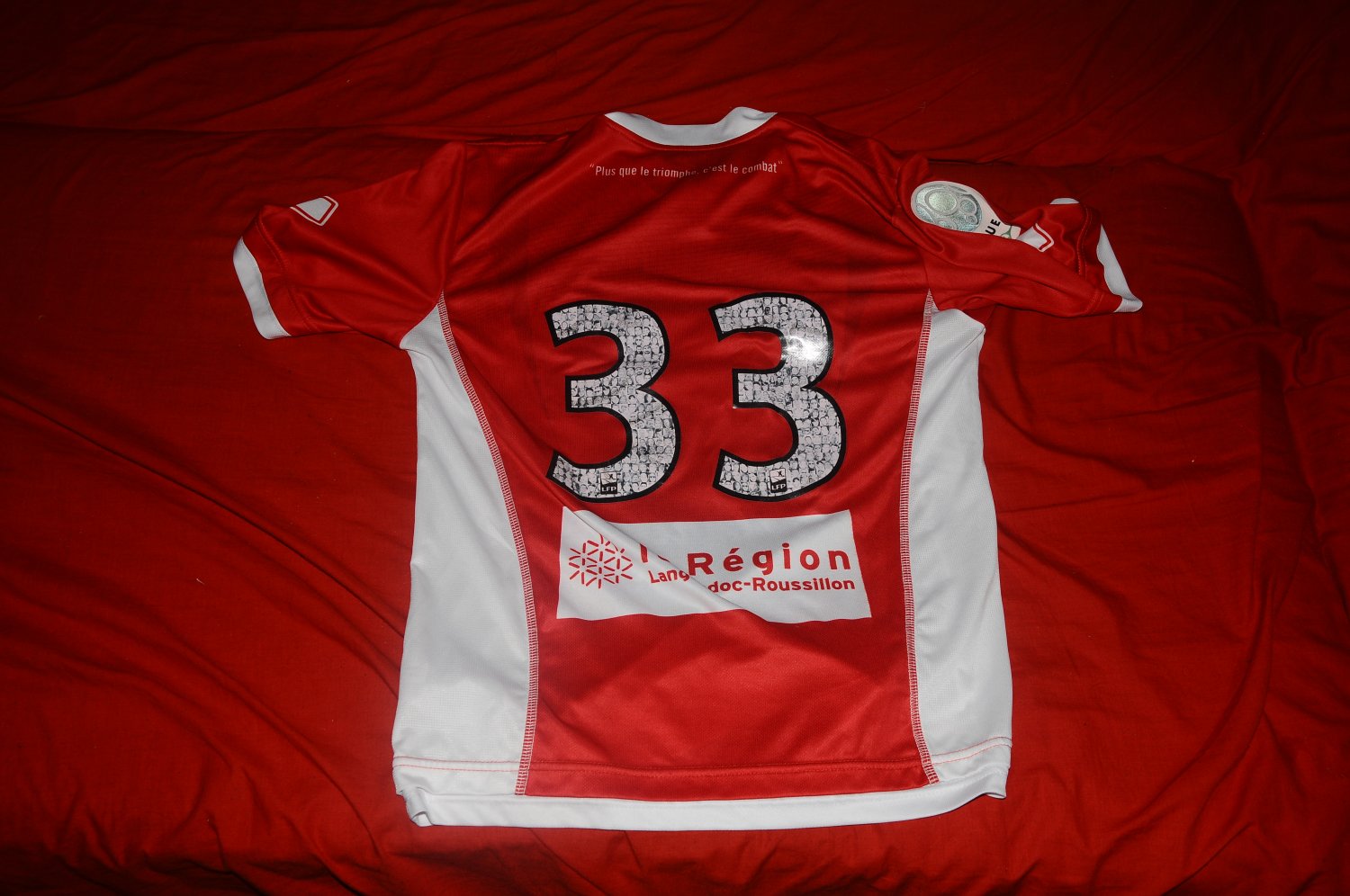 Contribution conception maillot du Nîmes Olympique 2014/2015 – Le Petit