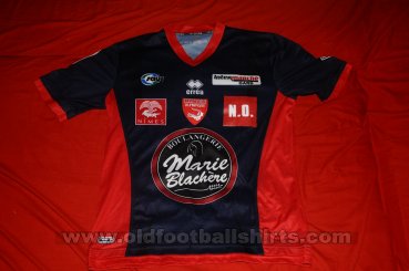 Nîmes Olympique τρίτος φανέλα ποδόσφαιρου 2014 - 2015