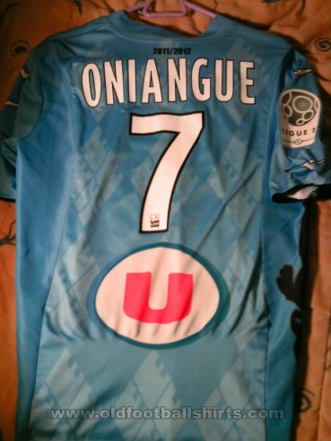 Tours FC Home football shirt 2011 - 2012