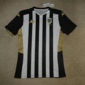 Home football shirt 2019 - 2020