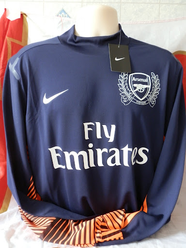 Arsenal Goalkeeper football shirt 2011 - 2012.