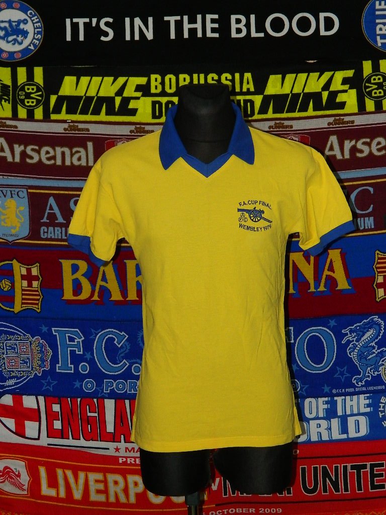 arsenal retro yellow shirt