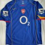 Arsenal Away baju bolasepak 2004 - 2005