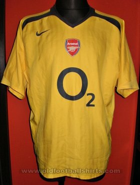 Arsenal Выездная футболка 2005 - 2006