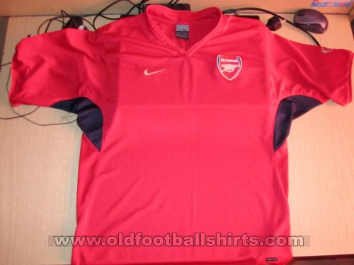 Arsenal Training/Leisure football shirt (unknown year)