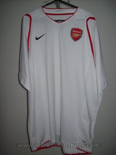 Arsenal Training/Leisure football shirt 2007 - 2009