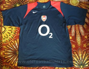 Arsenal Training/Leisure football shirt 2005 - 2006