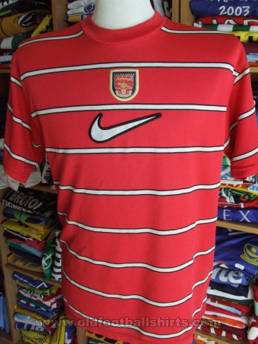 Arsenal Training/Leisure football shirt (unknown year)