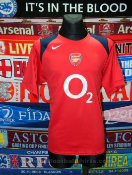 Arsenal Training/Leisure football shirt 2004 - 2005