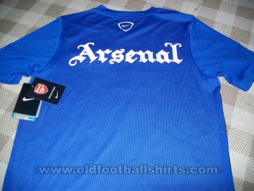 Arsenal Training/Leisure football shirt 2013 - 2014