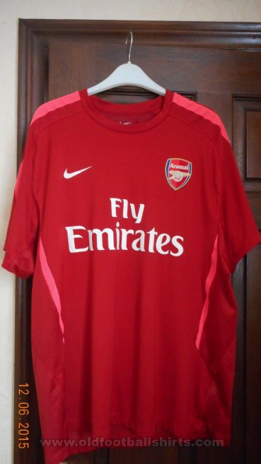 Arsenal Training/Leisure football shirt (unknown year)