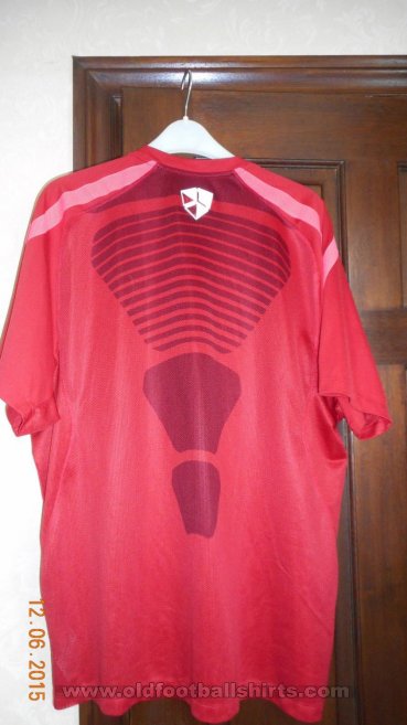 Arsenal Training/Leisure football shirt (unknown year)