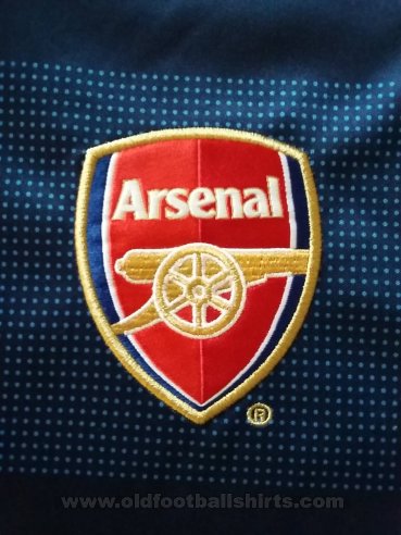 Arsenal Training/Leisure football shirt 2009 - 2010
