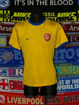 Arsenal Unknown shirt type 2005 - 2006