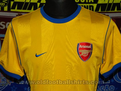 Arsenal Unknown shirt type 2005 - 2006