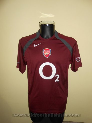 Arsenal Training/Leisure football shirt 2005 - 2006