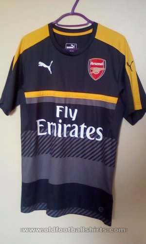 Arsenal Training/Leisure football shirt 2016 - 2017