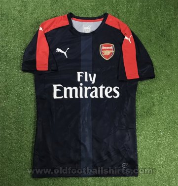 Arsenal Training/Leisure football shirt 2016 - 2017