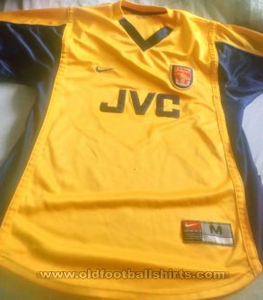 Arsenal Spezial Fußball-Trikots 1999