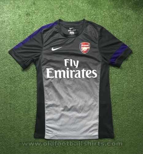Arsenal Training/Leisure football shirt 2012 - 2013