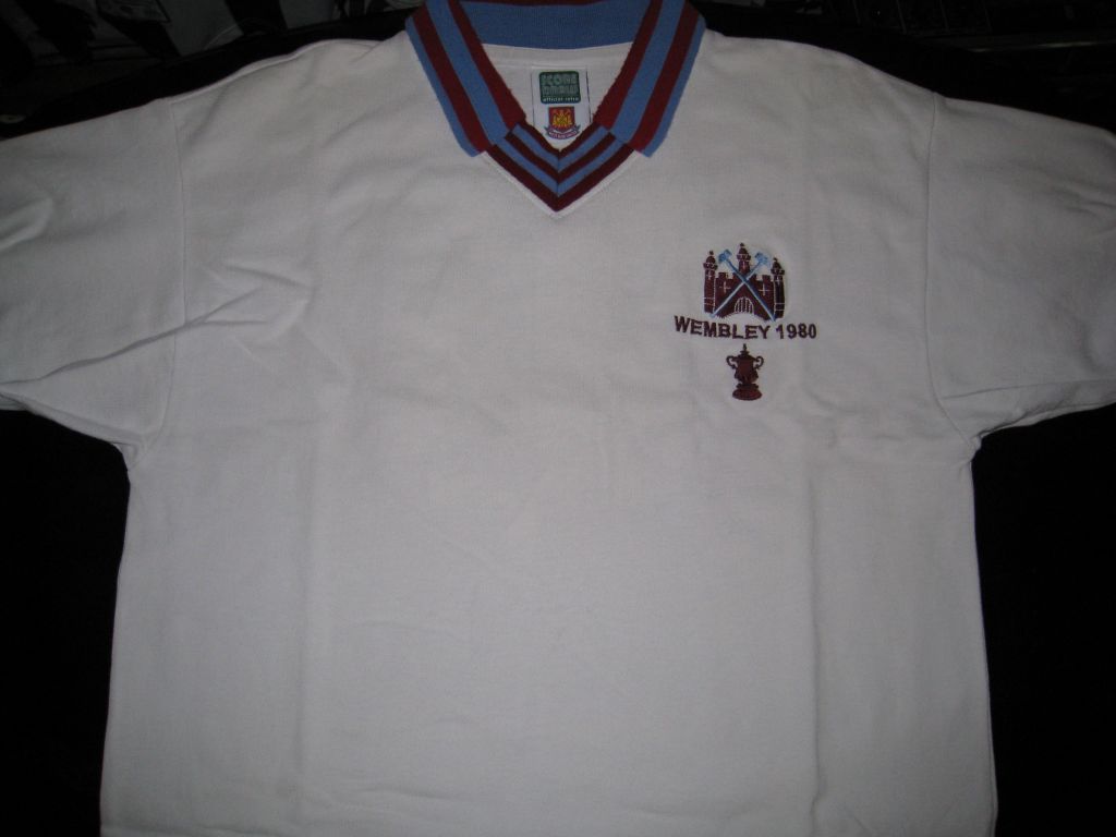 West Ham United Retro Replicas football shirt 1980. Sponsored by no sponsor
