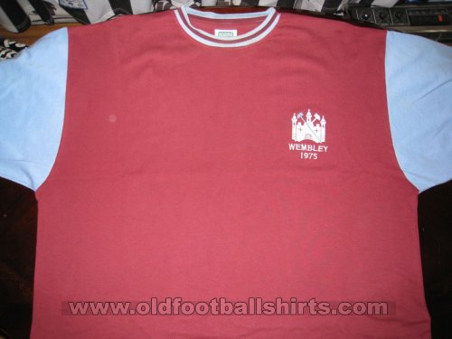West Ham United Retro Replicas camisa de futebol 1975 - ?
