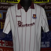 West Ham United Home maglia di calcio 2002 - 2003 sponsored by Dr Martens