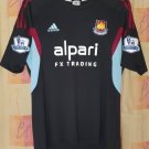 Third football shirt 2013 - 2014