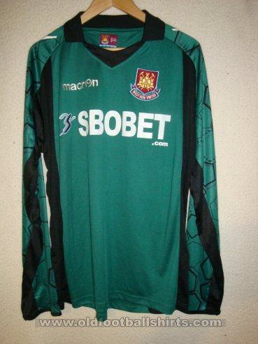 West Ham United Goalkeeper football shirt 2012 - 2013
