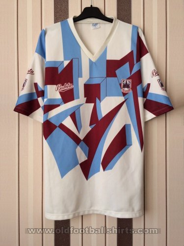 West Ham United Training/Leisure football shirt (unknown year)