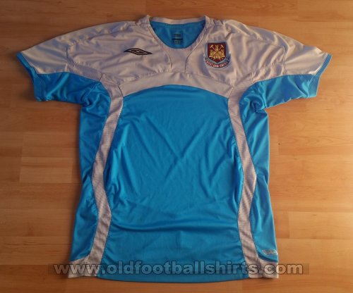 West Ham United Training/Leisure football shirt (unknown year)
