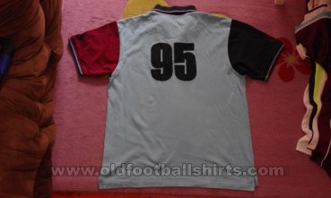 West Ham United Training/Leisure football shirt 1995 - 1996