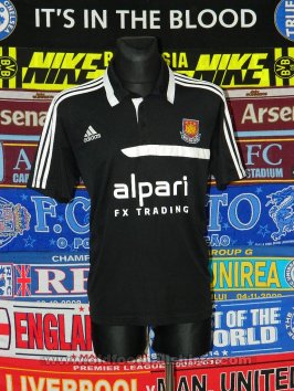 West Ham United Training/Leisure football shirt 2013 - 2014