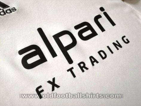 West Ham United Training/Leisure football shirt 2014 - 2015