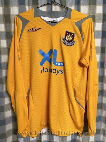 West Ham United Goalkeeper football shirt 2008