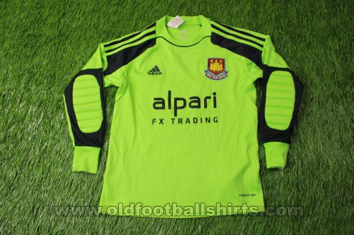 West Ham United Goalkeeper football shirt 2013 - 2014