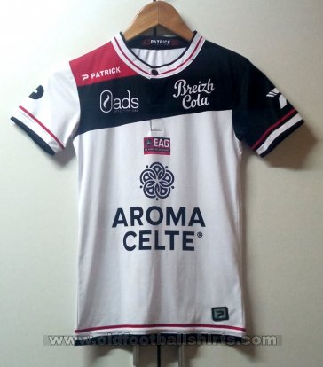EA Guingamp Away football shirt 2016 - 2017