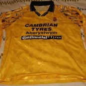 Away football shirt 1995 - 1997